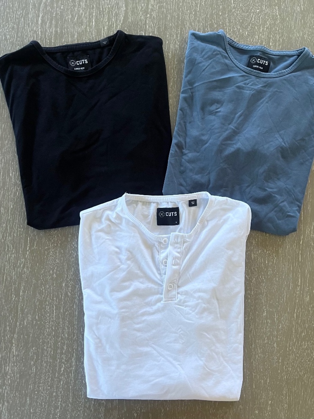 Bundle Men's Cuts Short/Long Sleeve Tops Size Small
